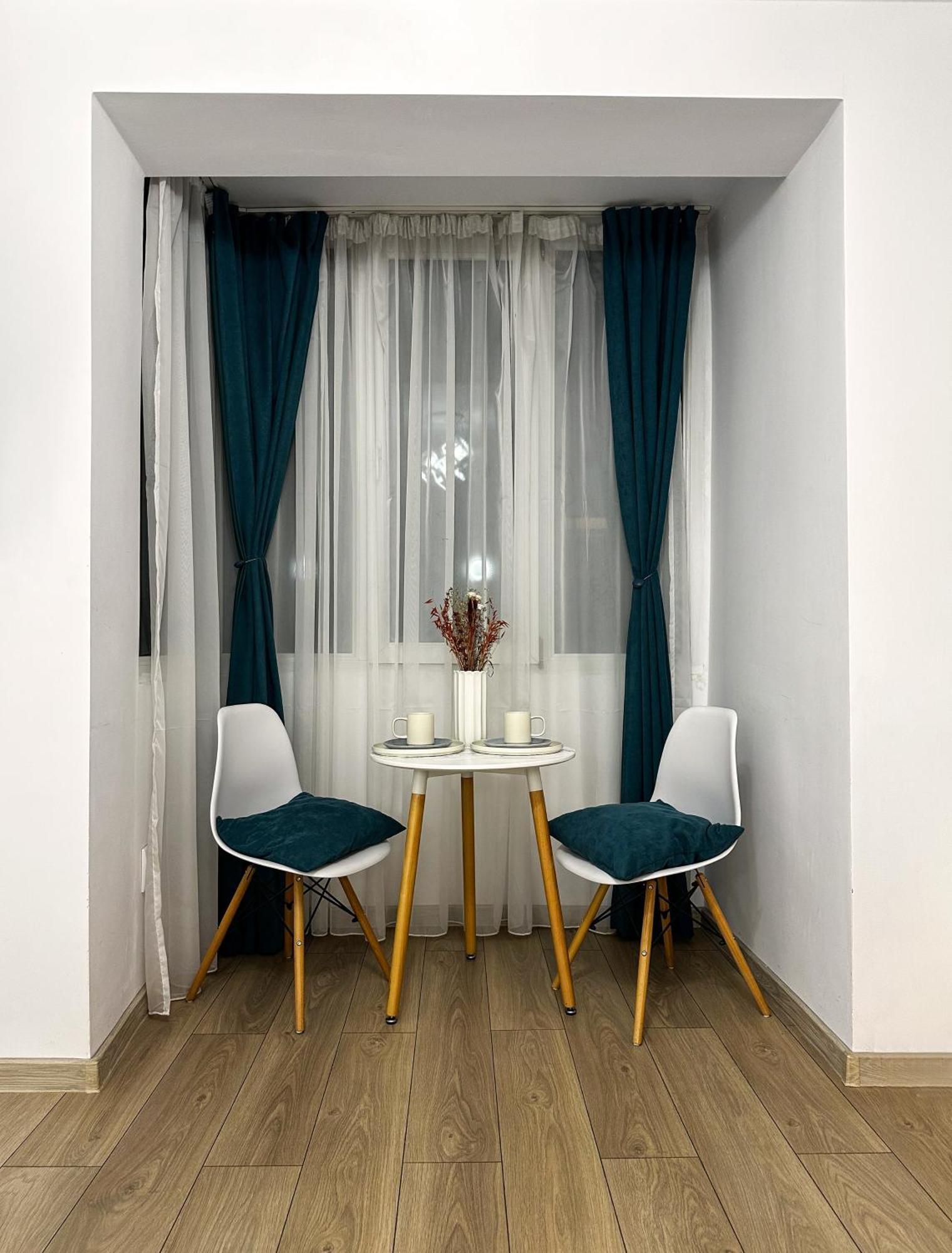 Superior One Bedroom Apartment Unirii Square Букурещ Екстериор снимка